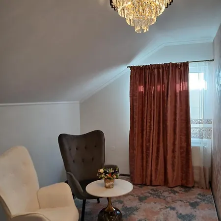 Syrius Apartment *